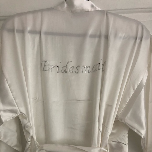 2 Bridesmaid robes!! Great condition! Worn once!! - Picture 2 of 2